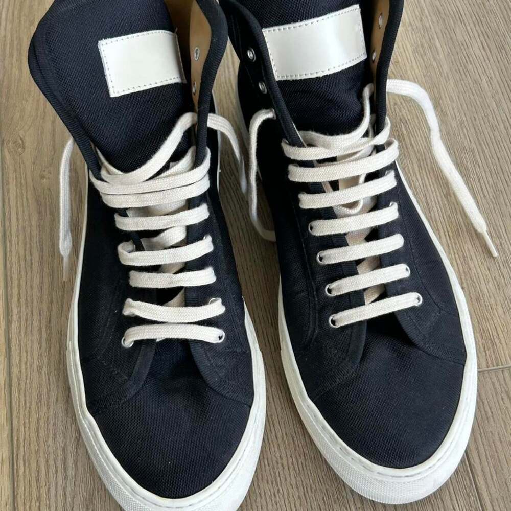 Common Projects Women's Navy and Black Trainers
